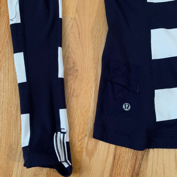 lululemon half zip top - Picture 3 of 5